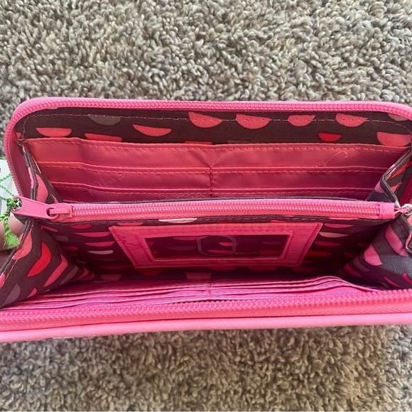Vera Bradley Accordion wallet in pink - Picture 2 of 2